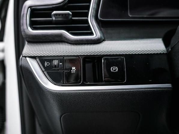 Kia Sportage V с пробегом 2021 года, цена 3 100 000 рублей, 77225 км, внедорожник, Автокод Объявления