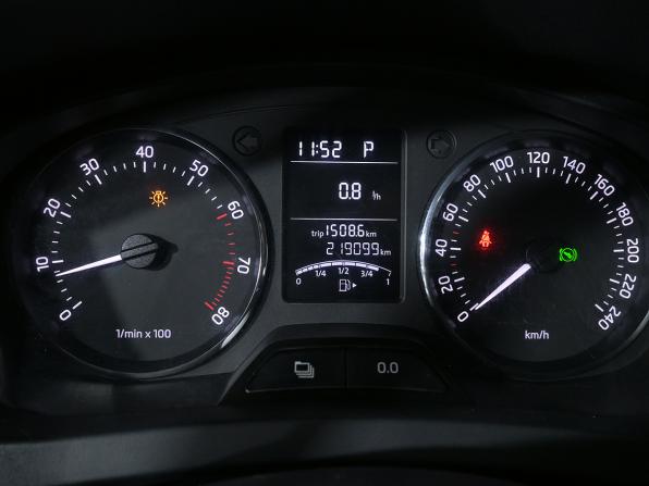Skoda Rapid I с пробегом 2014 года, цена 720 000 рублей, 219098 км, лифтбек, Автокод Объявления