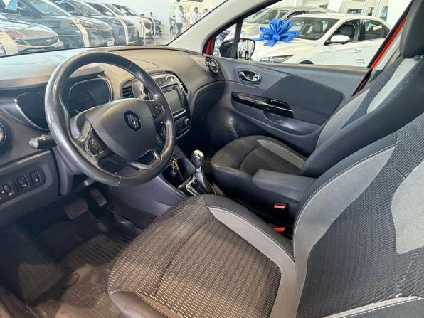 Renault Kaptur I с пробегом 2017 года, цена 1 395 000 рублей, 140000 км, внедорожник, Автокод Объявления