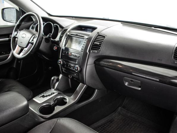 Kia Sorento II с пробегом 2012 года, цена 1 395 000 рублей, 264490 км, внедорожник, Автокод Объявления