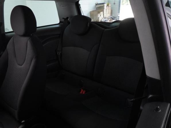 Mini Hatch II (R56) с пробегом 2010 года, цена 784 000 рублей, 244866 км, хэтчбек, Автокод Объявления