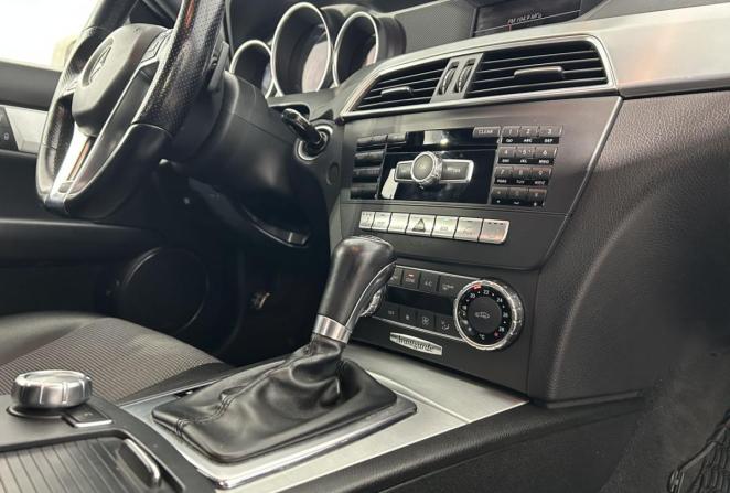 Mercedes-Benz C-Класс III (W204) Рестайлинг с пробегом 2012 года, цена 1 850 000 рублей, 231229 км, седан, Автокод Объявления