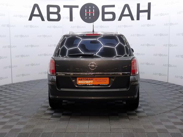 Opel Astra H Рестайлинг с пробегом 2011 года, цена 599 000 рублей, 204357 км, универсал, Автокод Объявления