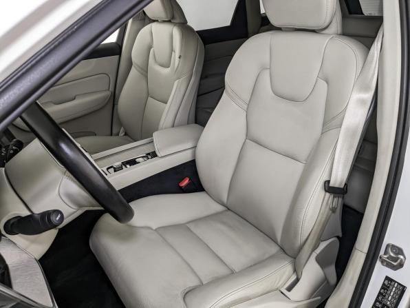 Volvo XC60 II с пробегом 2019 года, цена 3 335 000 рублей, 122658 км, внедорожник, Автокод Объявления