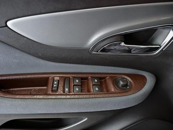 Opel Mokka I с пробегом 2012 года, цена 1 040 000 рублей, 135959 км, внедорожник, Автокод Объявления
