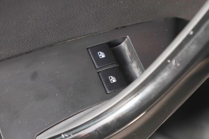 Opel Astra J с пробегом 2012 года, цена 999 000 рублей, 92000 км, универсал, Автокод Объявления