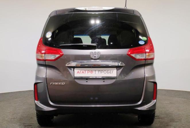 Honda Freed II с пробегом 2019 года, цена 1 490 000 рублей, 96084 км, компактвэн, Автокод Объявления