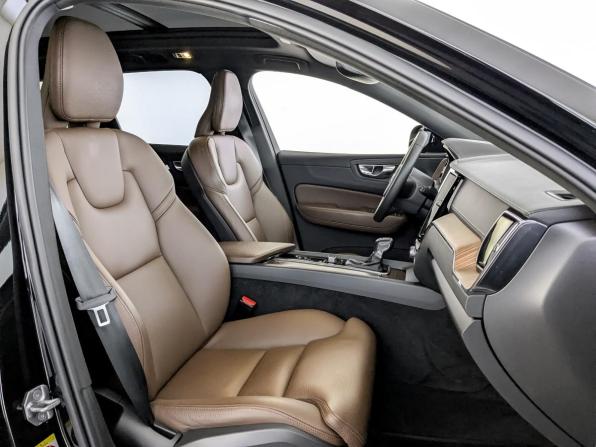 Volvo XC60 II с пробегом 2020 года, цена 4 300 000 рублей, 46592 км, внедорожник, Автокод Объявления