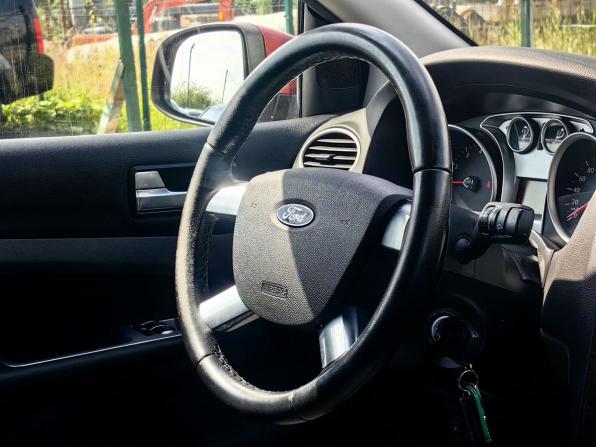 Ford Focus II Рестайлинг с пробегом 2008 года, цена 479 000 рублей, 140672 км, хэтчбек, Автокод Объявления