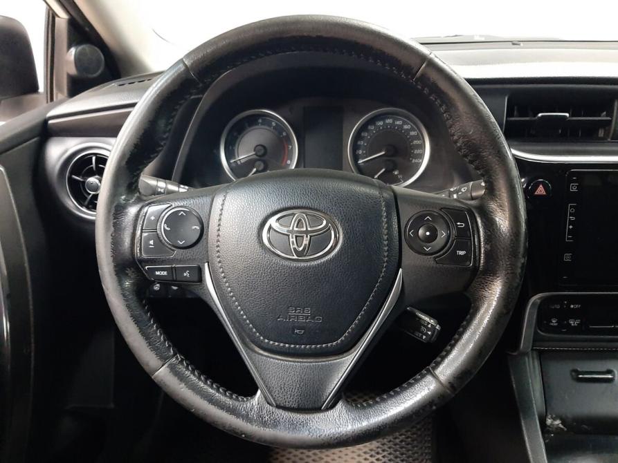 Toyota Corolla XI (E160 E170 E180) Рестайлинг 1 Москва  - изображение 17