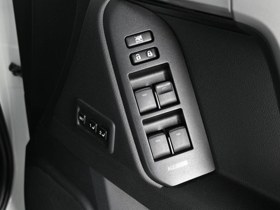 Toyota Land Cruiser Prado 150 Series Рестайлинг 3 Ростов-на-Дону  - изображение 20