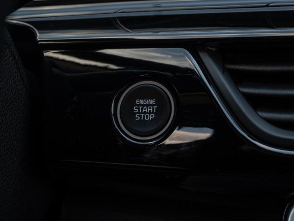 Kia Seltos I Рестайлинг с пробегом 2025 года, цена 3 000 000 рублей, 26 км, внедорожник, Автокод Объявления