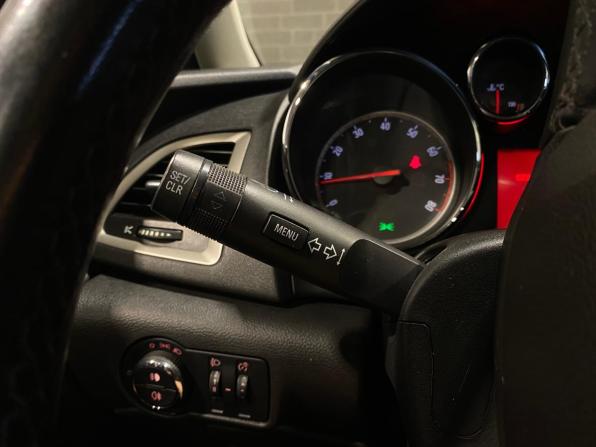 Opel Astra J с пробегом 2010 года, цена 630 000 рублей, 169866 км, хэтчбек, Автокод Объявления