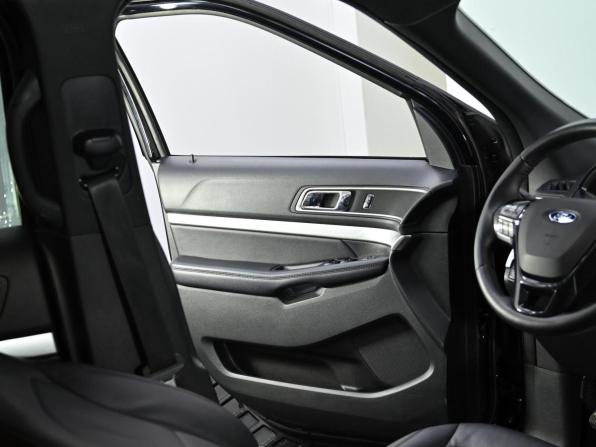 Ford Explorer V Рестайлинг с пробегом 2017 года, цена 2 049 000 рублей, 127000 км, внедорожник, Автокод Объявления