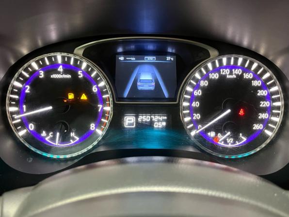 Infiniti JX с пробегом 2013 года, цена 1 250 000 рублей, 250722 км, внедорожник, Автокод Объявления