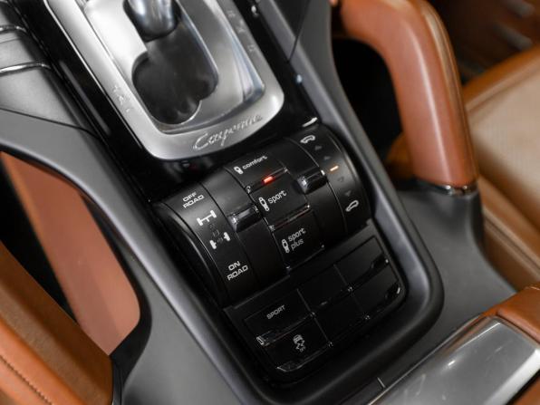 Porsche Cayenne II Рестайлинг (958) с пробегом 2017 года, цена 4 400 000 рублей, 138545 км, внедорожник, Автокод Объявления