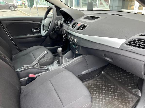 Renault Fluence I Рестайлинг с пробегом 2014 года, цена 839 000 рублей, 170632 км, седан, Автокод Объявления