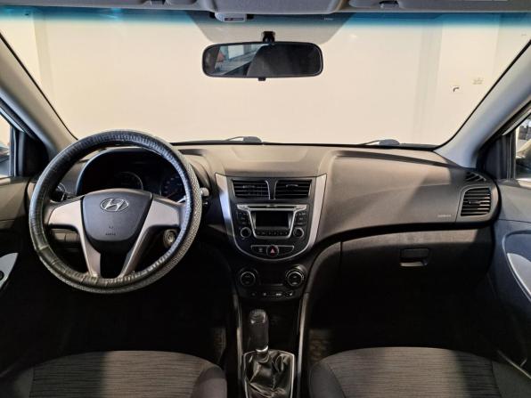 Hyundai Solaris I Рестайлинг с пробегом 2016 года, цена 970 000 рублей, 154208 км, седан, Автокод Объявления