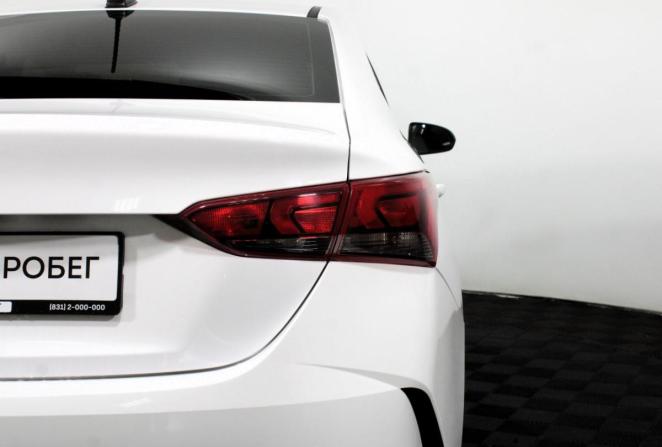 Hyundai Solaris II Рестайлинг с пробегом 2021 года, цена 1 600 000 рублей, 98409 км, седан, Автокод Объявления