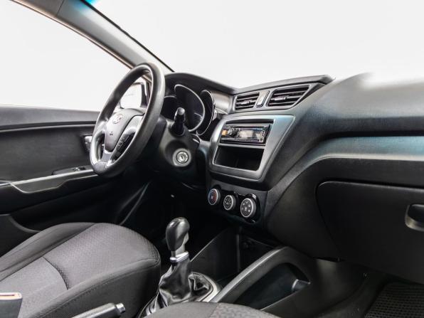 Kia Rio III Рестайлинг с пробегом 2016 года, цена 1 098 000 рублей, 80323 км, седан, Автокод Объявления