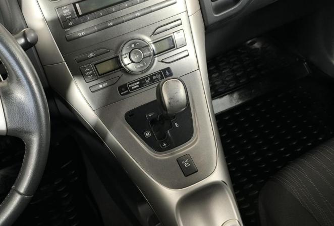Toyota Auris I с пробегом 2008 года, цена 650 000 рублей, 145380 км, хэтчбек, Автокод Объявления