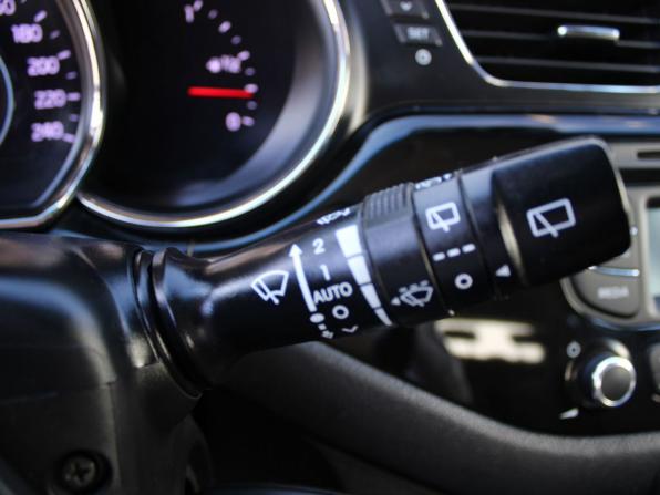 Kia Ceed II с пробегом 2015 года, цена 1 029 000 рублей, 204178 км, хэтчбек, Автокод Объявления