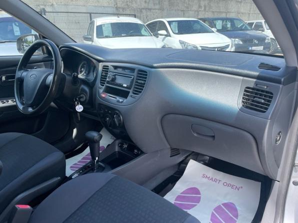 Kia Rio II с пробегом 2006 года, цена 600 000 рублей, 189296 км, седан, Автокод Объявления