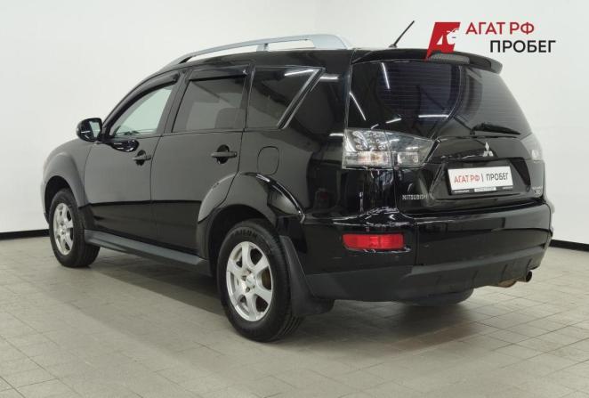 Mitsubishi Outlander II Рестайлинг с пробегом 2010 года, цена 939 000 рублей, 233355 км, внедорожник, Автокод Объявления