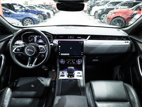 Jaguar F-Pace I Рестайлинг с пробегом 2022 года, цена 5 999 700 рублей, 38000 км, внедорожник, Автокод Объявления