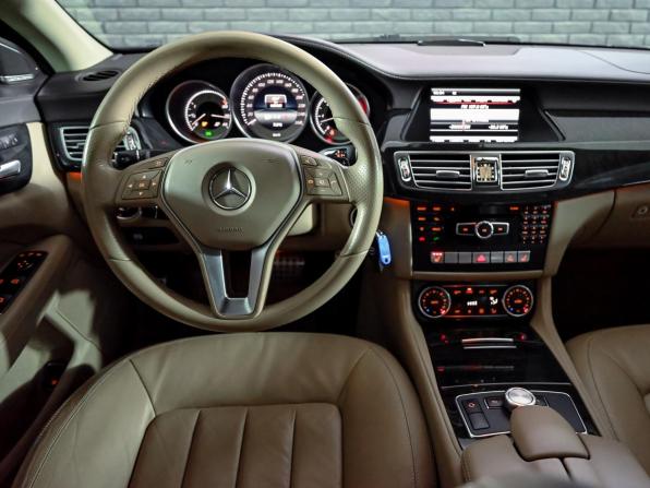 Mercedes-Benz CLS II (C218) с пробегом 2013 года, цена 2 200 000 рублей, 165461 км, седан, Автокод Объявления
