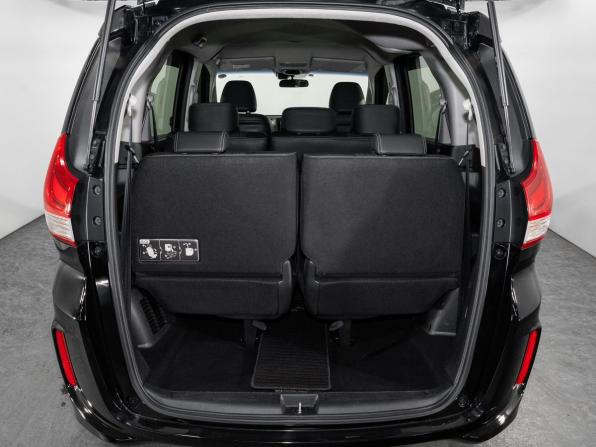 Honda Freed II с пробегом 2017 года, цена 1 449 500 рублей, 83268 км, компактвэн, Автокод Объявления
