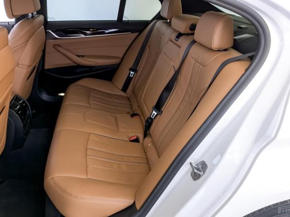 BMW 5 серии VII (G30/G31/G38) Рестайлинг с пробегом 2021 года, цена 4 400 000 рублей, 54082 км, седан, Автокод Объявления