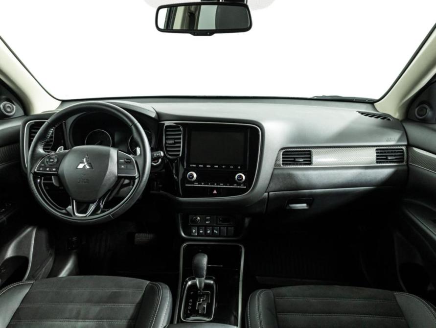 Mitsubishi Outlander III Рестайлинг 3 Санкт-Петербург  - изображение 13