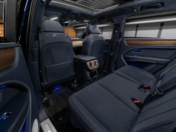 Bentley Bentayga I Рестайлинг с пробегом 2023 года, цена 26 950 000 рублей, 24112 км, внедорожник, Автокод Объявления