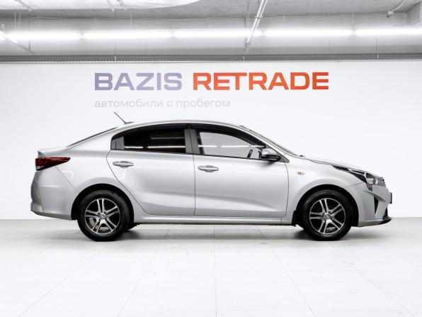 Kia Rio IV Рестайлинг с пробегом 2021 года, цена 1 820 000 рублей, 50778 км, седан, Автокод Объявления