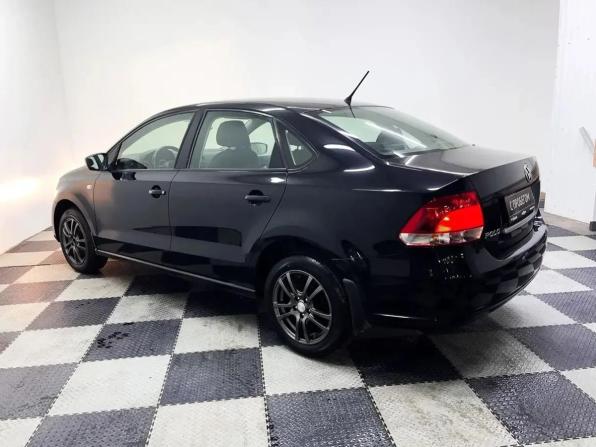 Volkswagen Polo V с пробегом 2014 года, цена 769 000 рублей, 196000 км, седан, Автокод Объявления