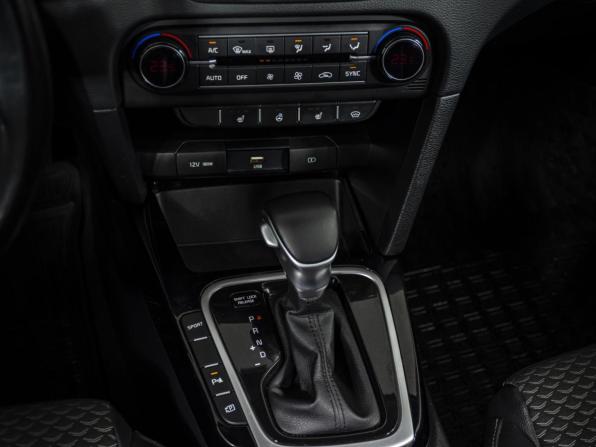 Kia Ceed III Рестайлинг с пробегом 2022 года, цена 2 498 000 рублей, 84323 км, универсал, Автокод Объявления