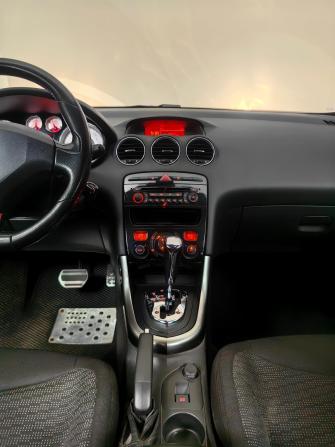 Peugeot 308 I Рестайлинг с пробегом 2011 года, цена 560 000 рублей, 252535 км, хэтчбек, Автокод Объявления