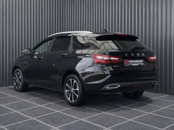 Lada (ВАЗ) Vesta I Рестайлинг (NG) с пробегом 2024 года, цена 1 377 000 рублей, 11309 км, универсал, Автокод Объявления
