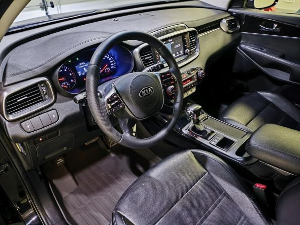 Kia Sorento III Prime Рестайлинг с пробегом 2017 года, цена 2 145 000 рублей, 155841 км, внедорожник, Автокод Объявления
