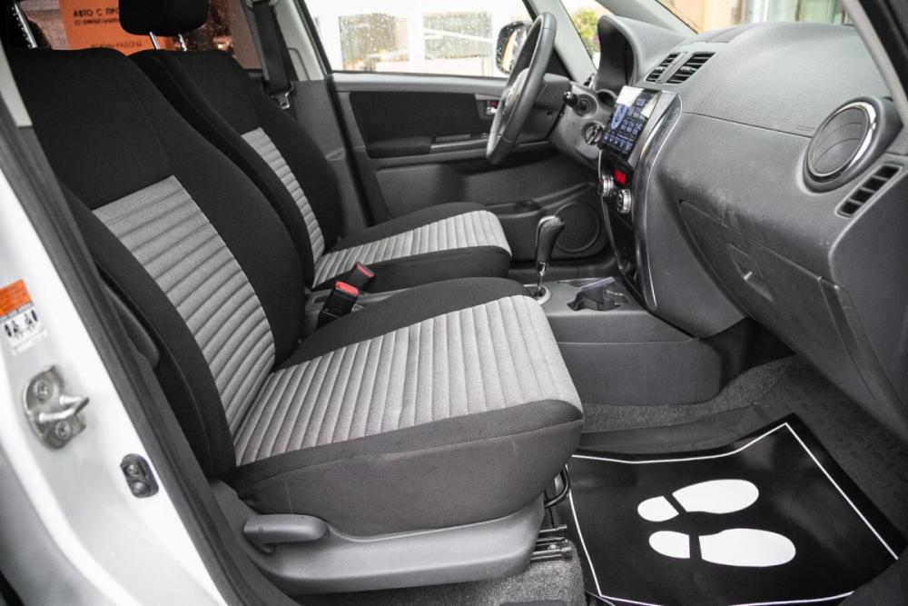 Suzuki SX4 I (Classic) Рестайлинг Иркутск  - изображение 11