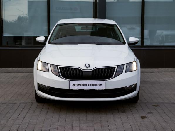 Skoda Octavia III (A7) Рестайлинг с пробегом 2018 года, цена 1 645 000 рублей, 157058 км, лифтбек, Автокод Объявления