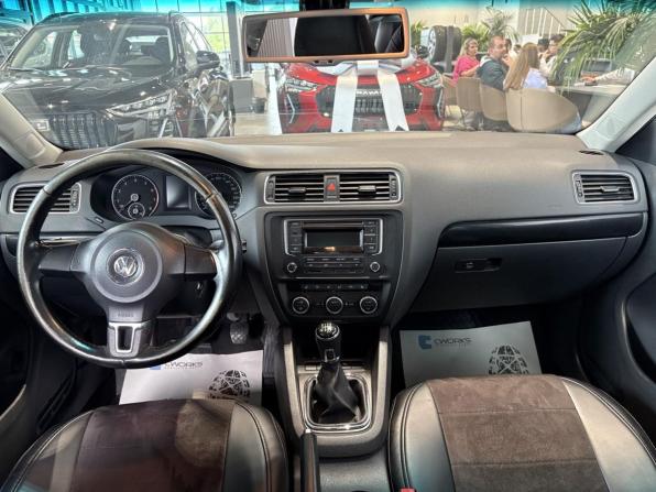 Volkswagen Jetta VI с пробегом 2013 года, цена 760 000 рублей, 440210 км, седан, Автокод Объявления