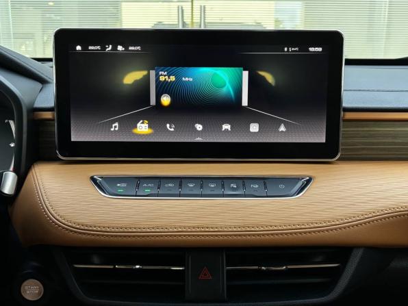 Haval Jolion I с пробегом 2023 года, цена 1 850 000 рублей, 32404 км, внедорожник, Автокод Объявления