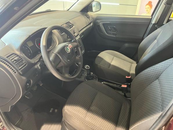 Skoda Fabia II Рестайлинг с пробегом 2010 года, цена 549 000 рублей, 176744 км, хэтчбек, Автокод Объявления