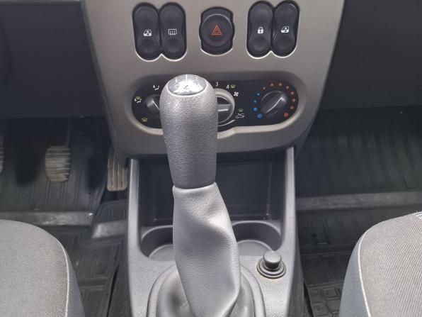 Renault Sandero I с пробегом 2011 года, цена 510 000 рублей, 100911 км, хэтчбек, Автокод Объявления