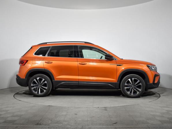 Volkswagen Taos I с пробегом 2021 года, цена 2 310 000 рублей, 61500 км, внедорожник, Автокод Объявления