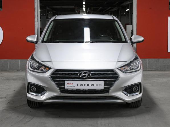 Hyundai Solaris II с пробегом 2017 года, цена 1 249 000 рублей, 156600 км, седан, Автокод Объявления
