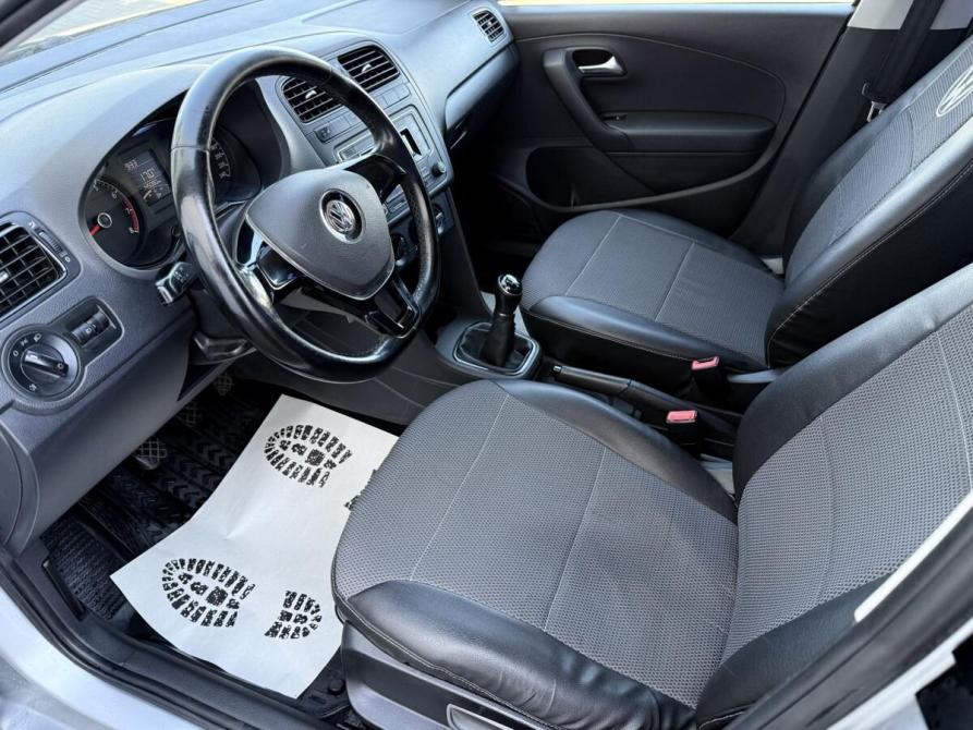 Volkswagen Polo V Рестайлинг Курск  - изображение 5