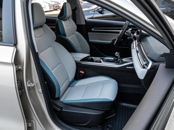 Geely Emgrand II с пробегом 2023 года, цена 1 715 000 рублей, 5913 км, седан, Автокод Объявления
